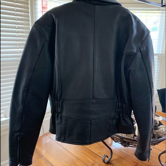 Ladies Genuine Leather Jacket - Picture 2 of 3